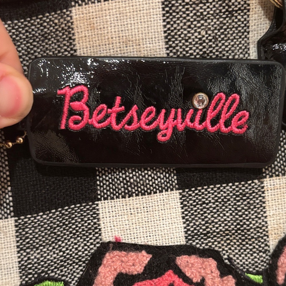 Betsey Johnson Black and White Checkered Bag with Floral Design - Picture 3 of 8